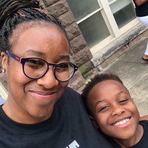 Meet your Posher, Toya